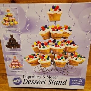 Wilton Cupcakes 'N More Dessert Stand - Silver
